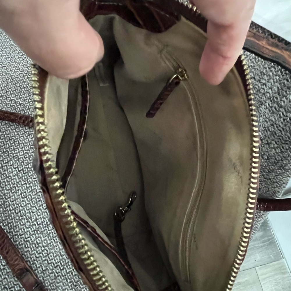 Brahmin Rich Brown Croc-Embossed Crossbody Bag - Picture 3 of 7